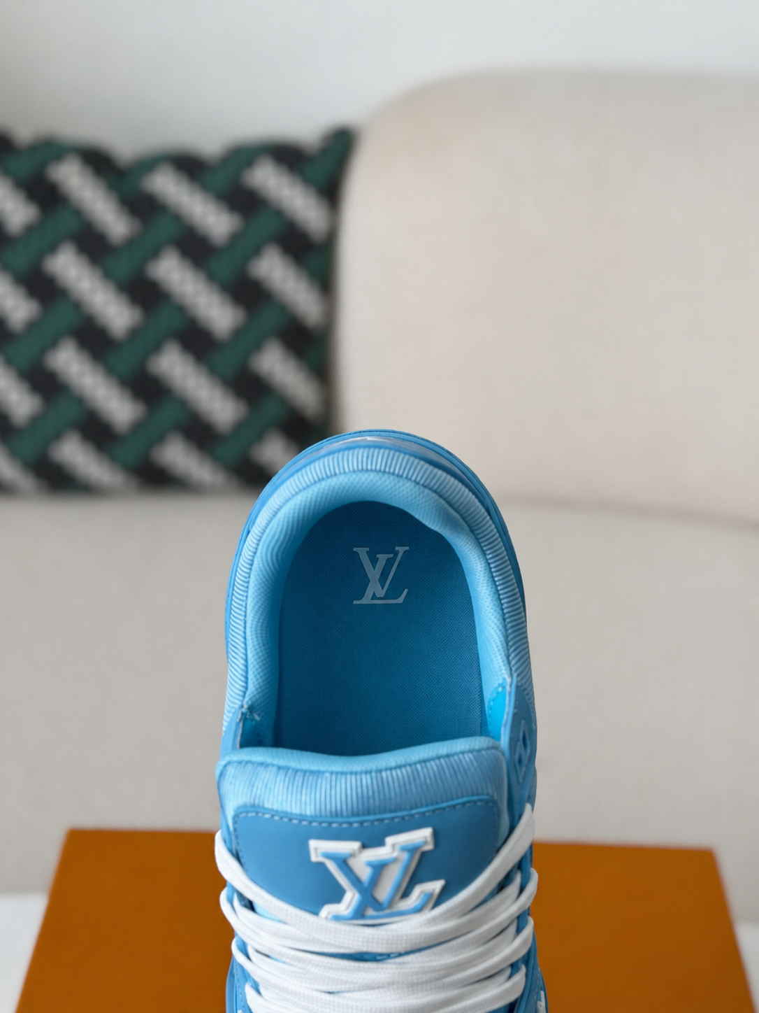 LV Trainer 'Blue'