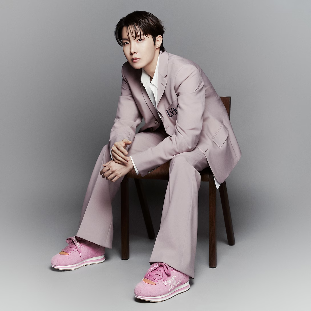 LV Buttersoft Sneaker Pink