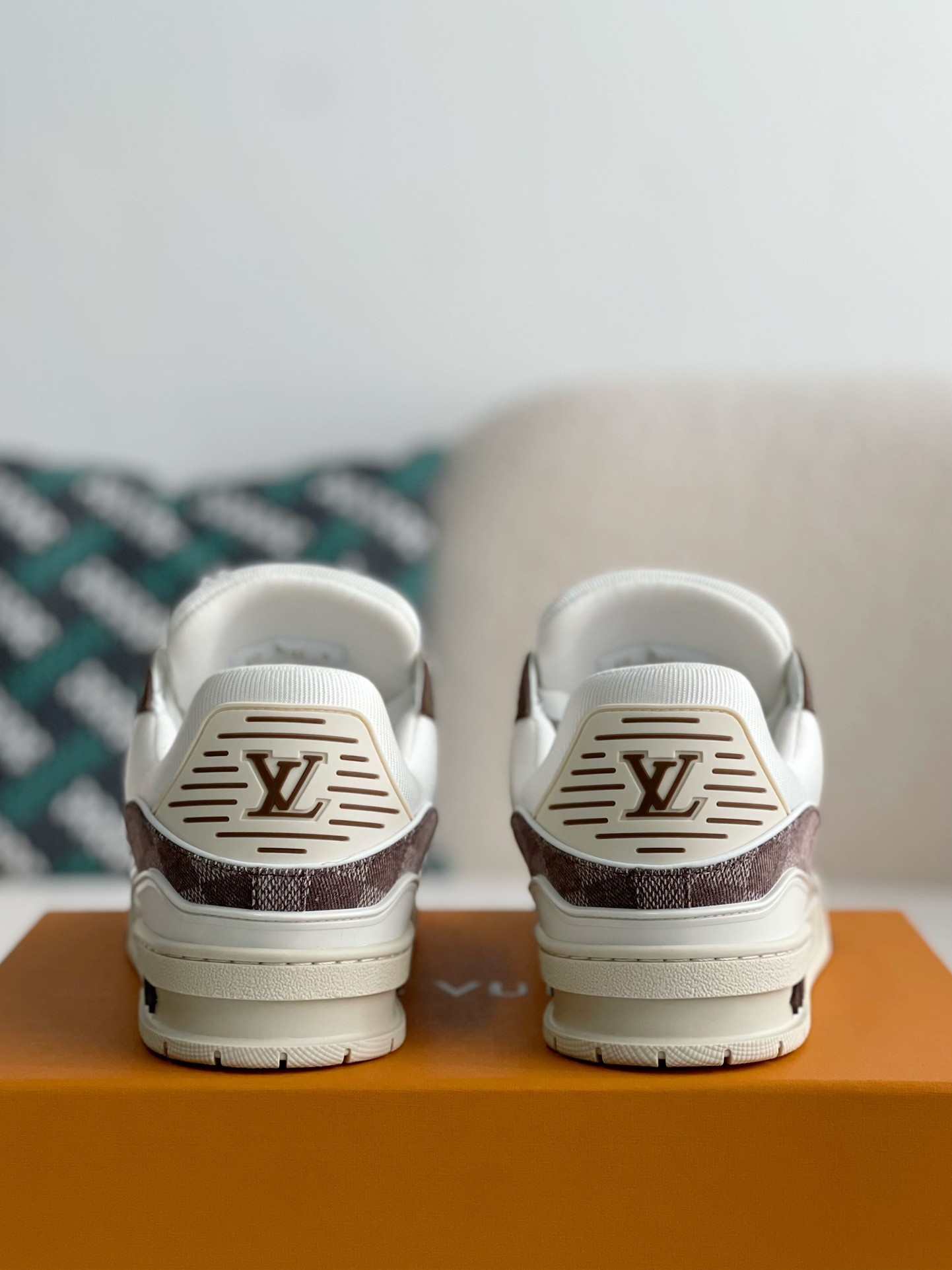 LV Trainer 'White Brown'