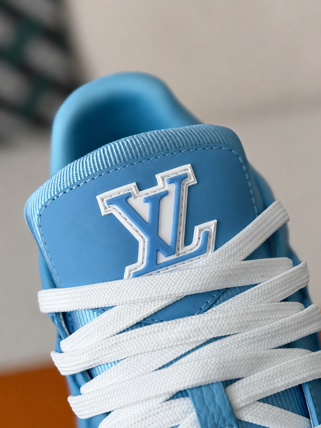 LV Trainer 'Blue'