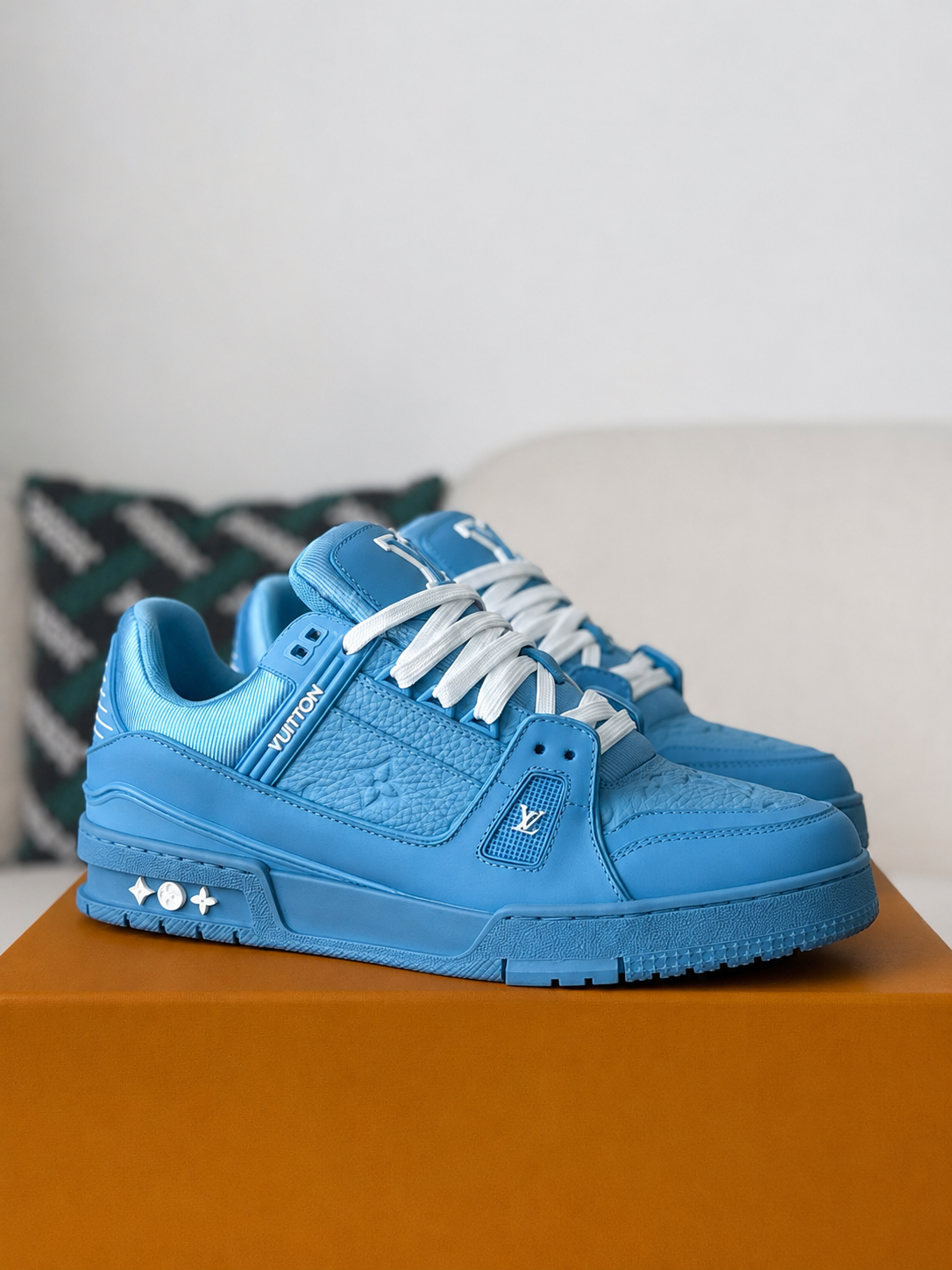 LV Trainer 'Blue'