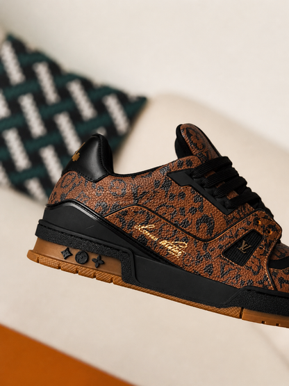 LV Trainer 'Brown'