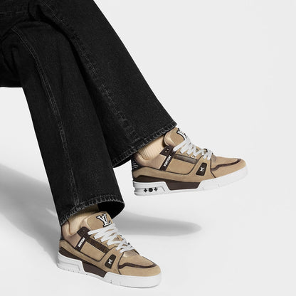 LV Trainer Beige